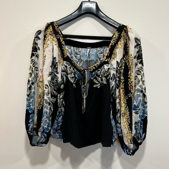 Free People Wild Memories Top Floral Tie Front Flowy Size XS - Picture 5 of 9
